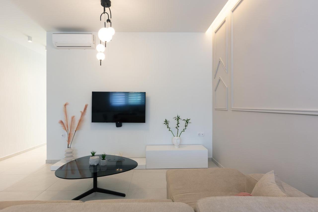Kalopsia Home 레팀노 외부 사진